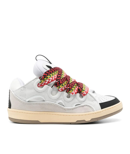LVIN Low-Top Sneaker