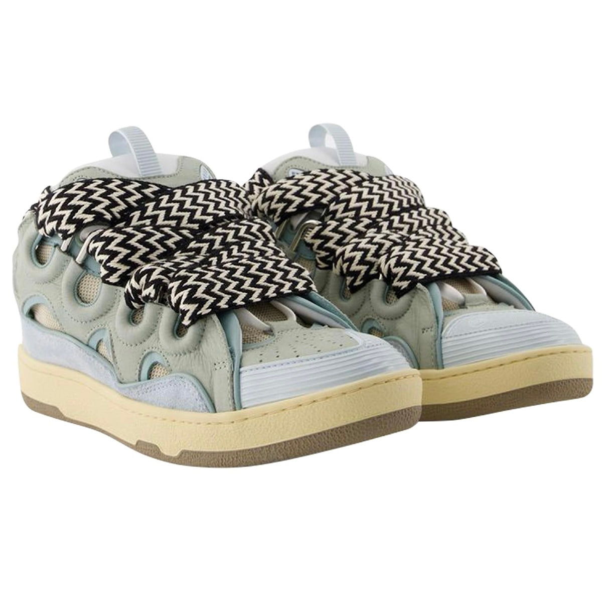 LVIN Low-Top Sneaker