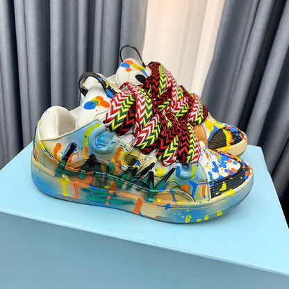 LVIN Low-Top Sneaker