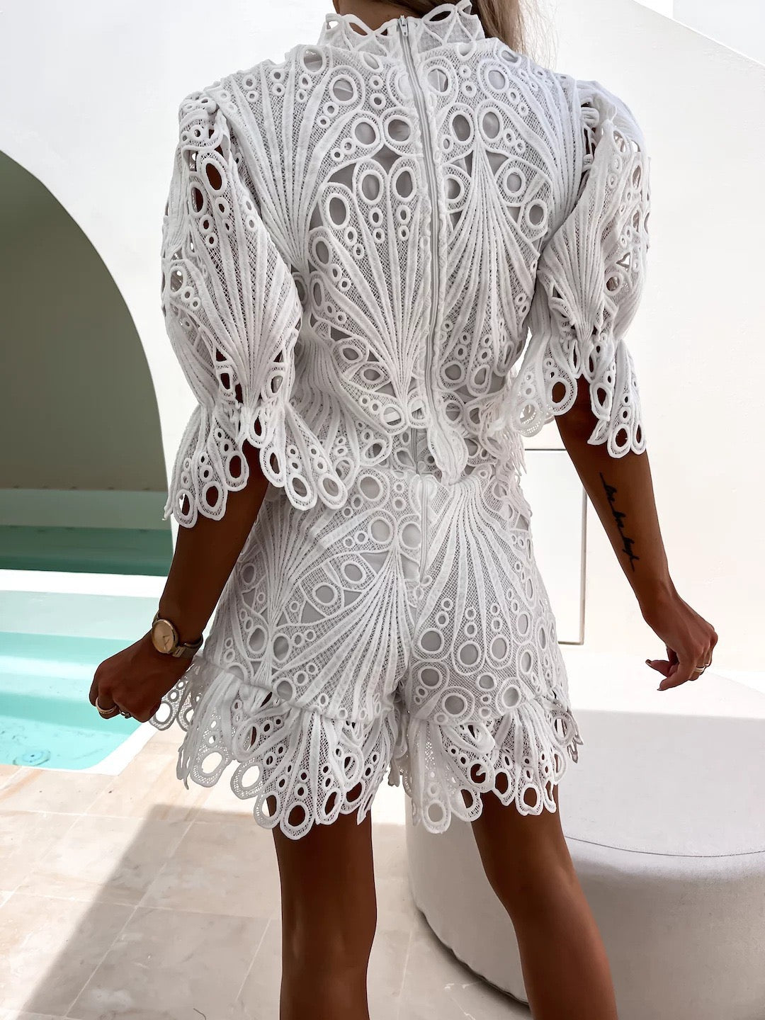 Spitzen-Zweiteiler mit Cut-Out-Muster