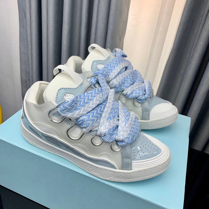 LVIN Low-Top Sneaker