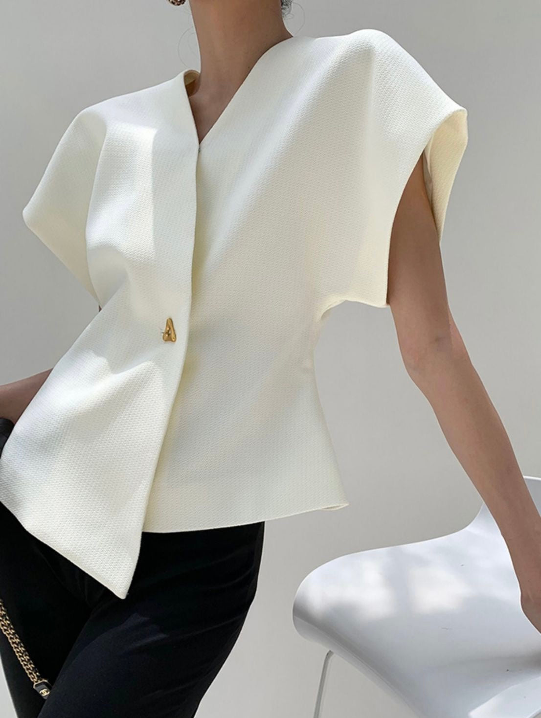 Fashionable Asymmetrical Top