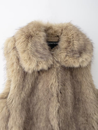 Velmara – Exquisite Fellwesten für zeitlose Eleganz