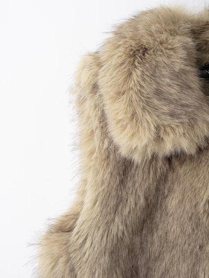 Velmara – Exquisite Fellwesten für zeitlose Eleganz