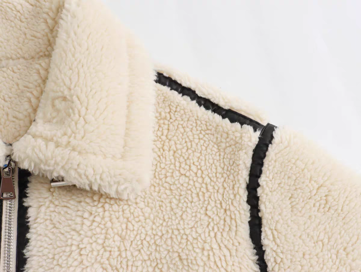 Damenjacke aus kuscheligen Teddyfell