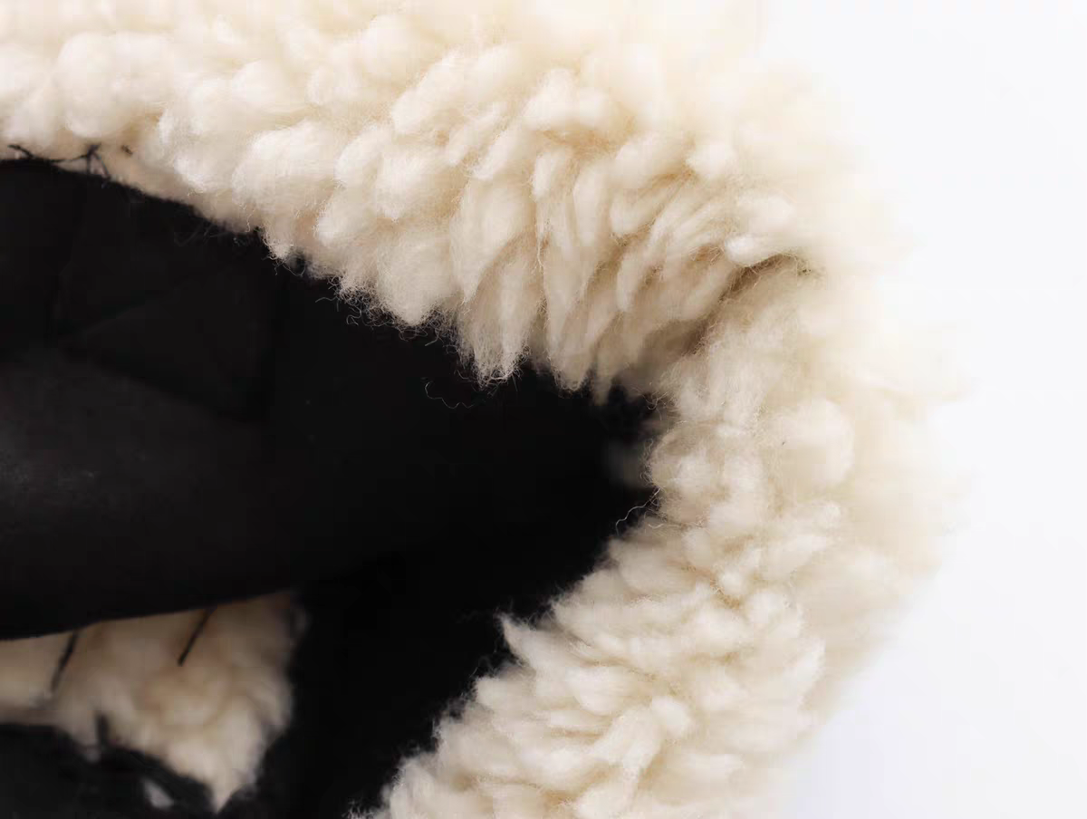 Damenjacke aus kuscheligen Teddyfell